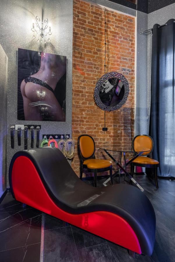 Bdsm Bast Grey Manufaktura Centrum Miasta Legionow 18 Parking Bezplatny , Dla Doroslych Adults Only Apartment Lodz (Lodz)