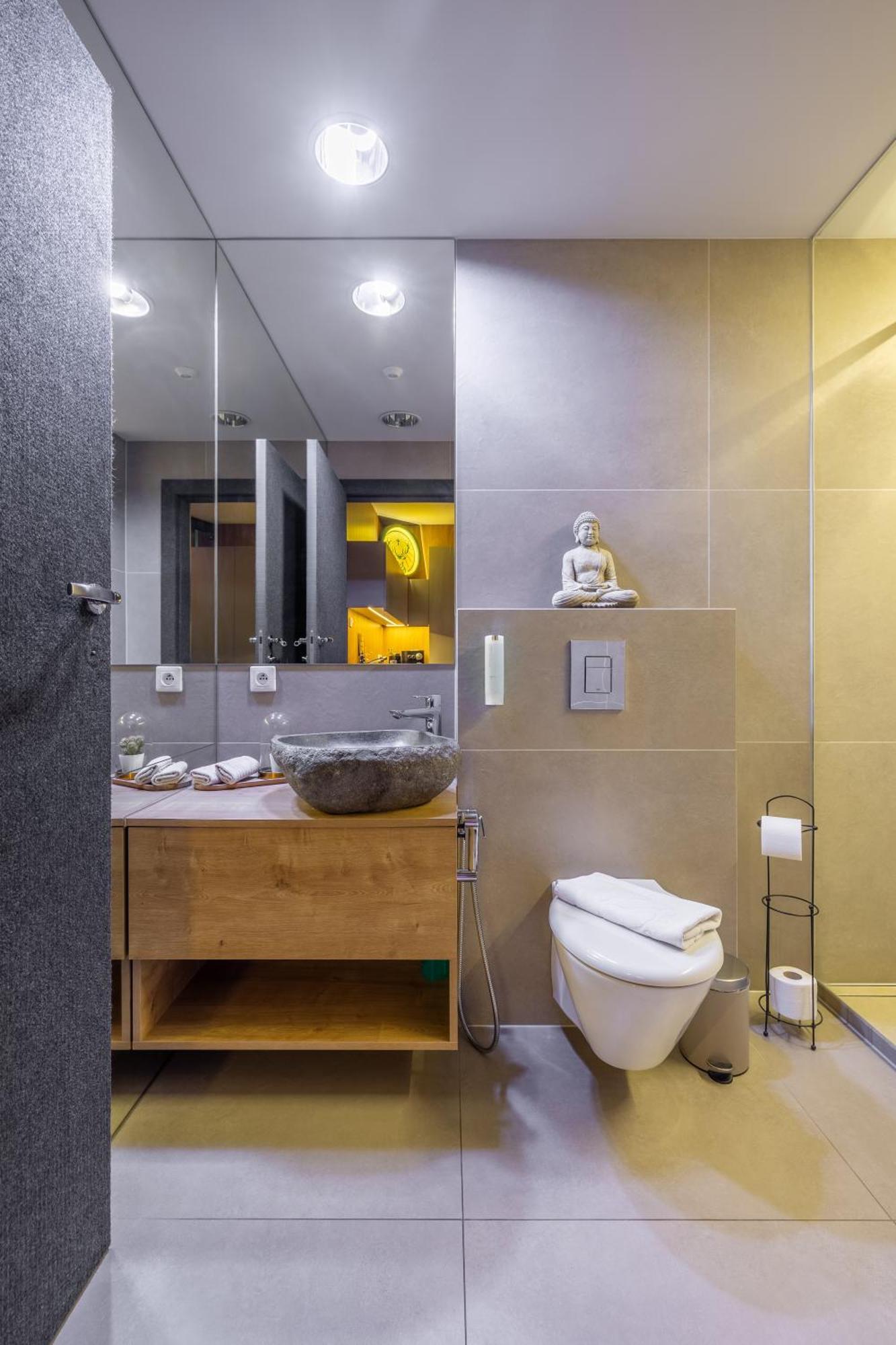 Apartment Bdsm Bast Grey Manufaktura Centrum Miasta Legionow 18 Parking Bezplatny , Dla Doroslych Adults Only *