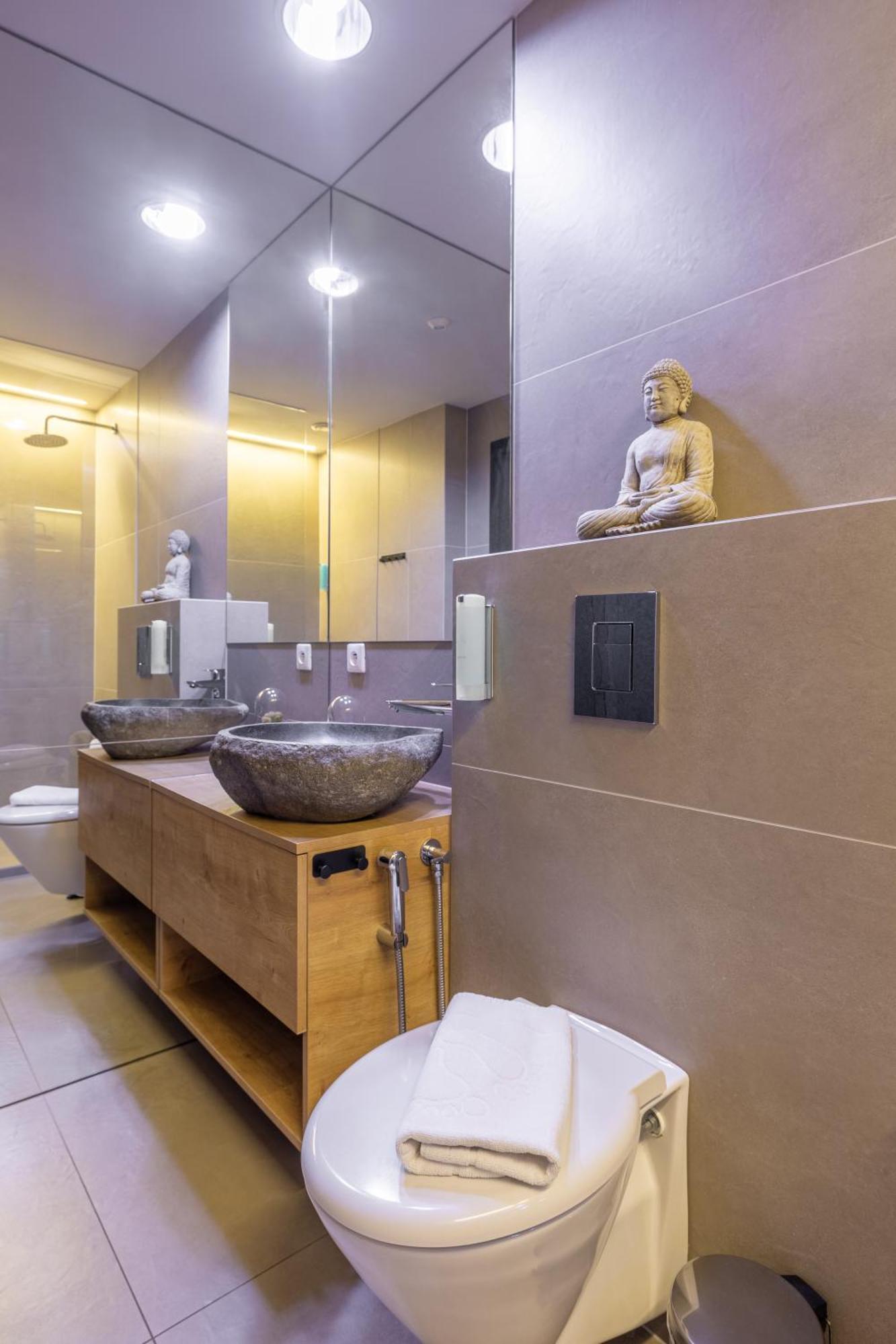 Bdsm Bast Grey Manufaktura Centrum Miasta Legionow 18 Parking Bezplatny , Dla Doroslych Adults Only Apartment *
